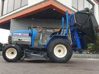 Profesjonalna kosiarka Iseki 4x4 TM223, 3 noże 137cm kosz 500L HD 22KM