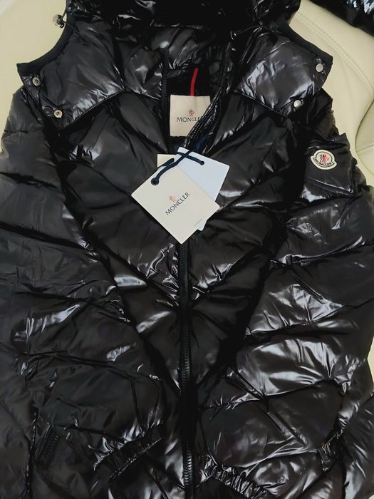 Kurtka damska puchowa Moncler