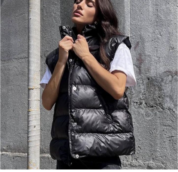 Теплая денская жилетка