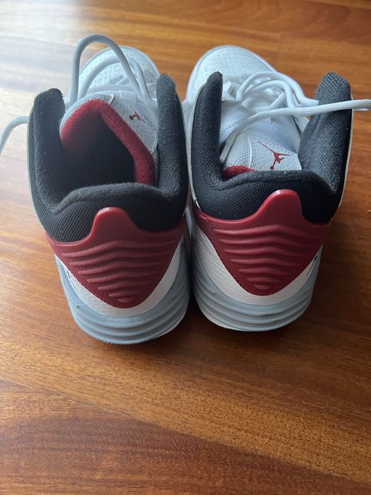 Sapatilhas Jordan Max aura 5