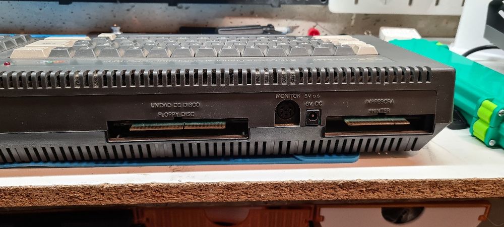 Amstrad schneider cpc 464