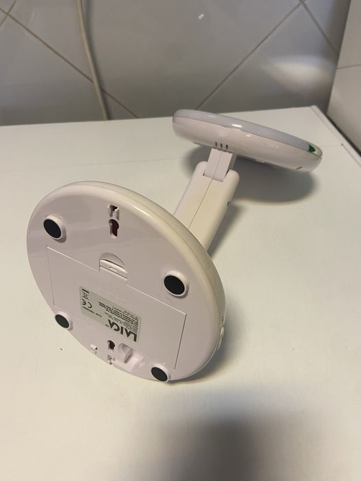 Espelho com ampliação iluminado