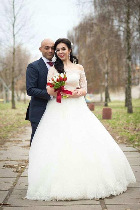 Дизайнерское шикарно свадебное платье размер S