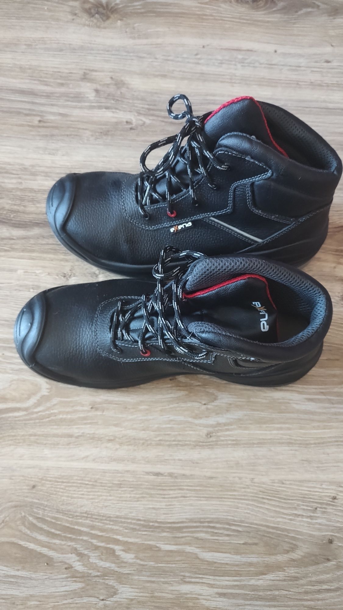 Buty robocze marki EXENA