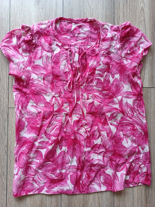 Do sprzedania bluzka w różowe kwiaty