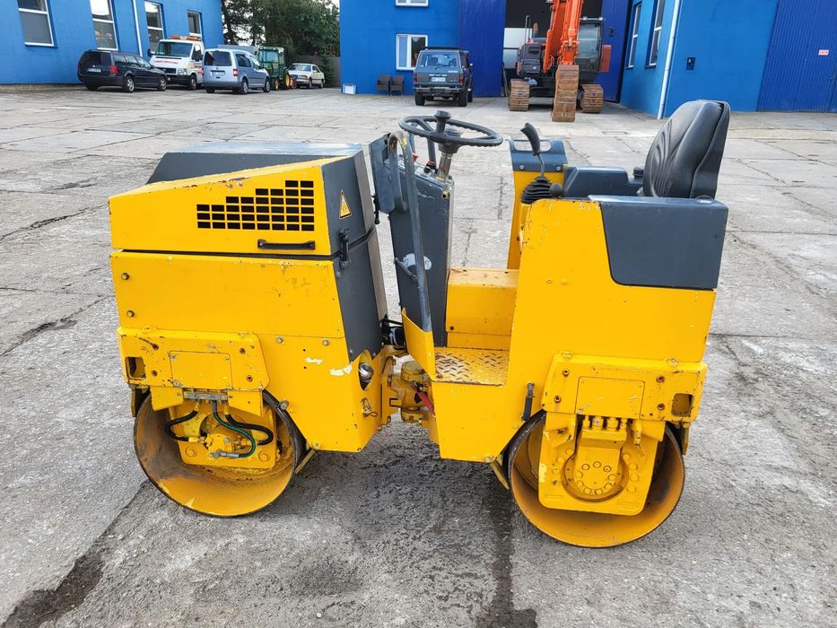 Bomag BW 80 AD 1550 kg z Niemiec  wibracja stalowo stalowy silnik Hatz 1550 kg hamm
