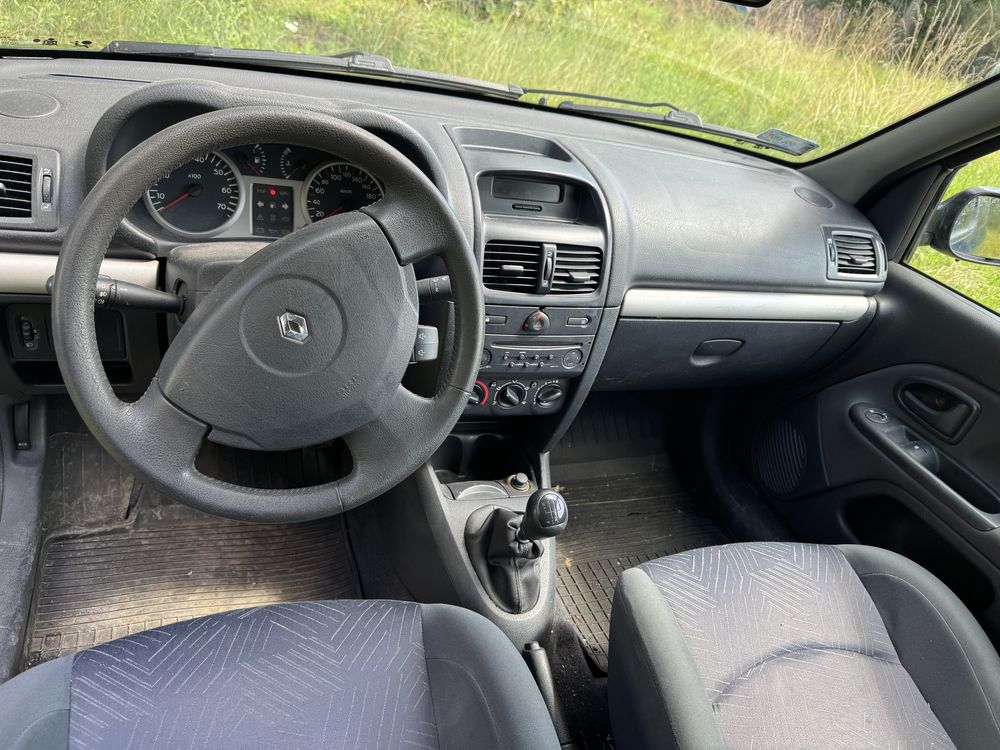Renault Clio 1.5 dCi nowy przegląd i OC okazja Wrocław Alu psie pole
