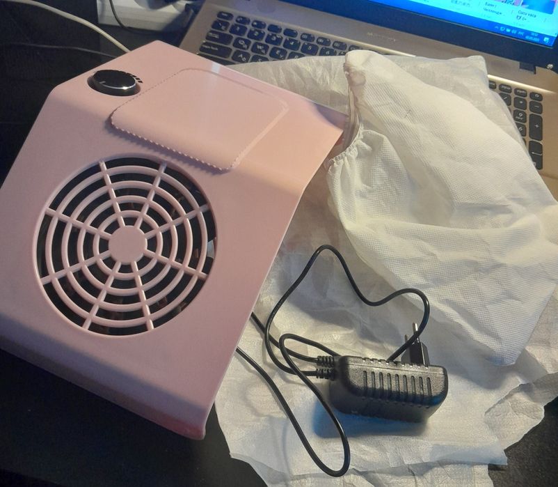 Продам витяжку для нігтів