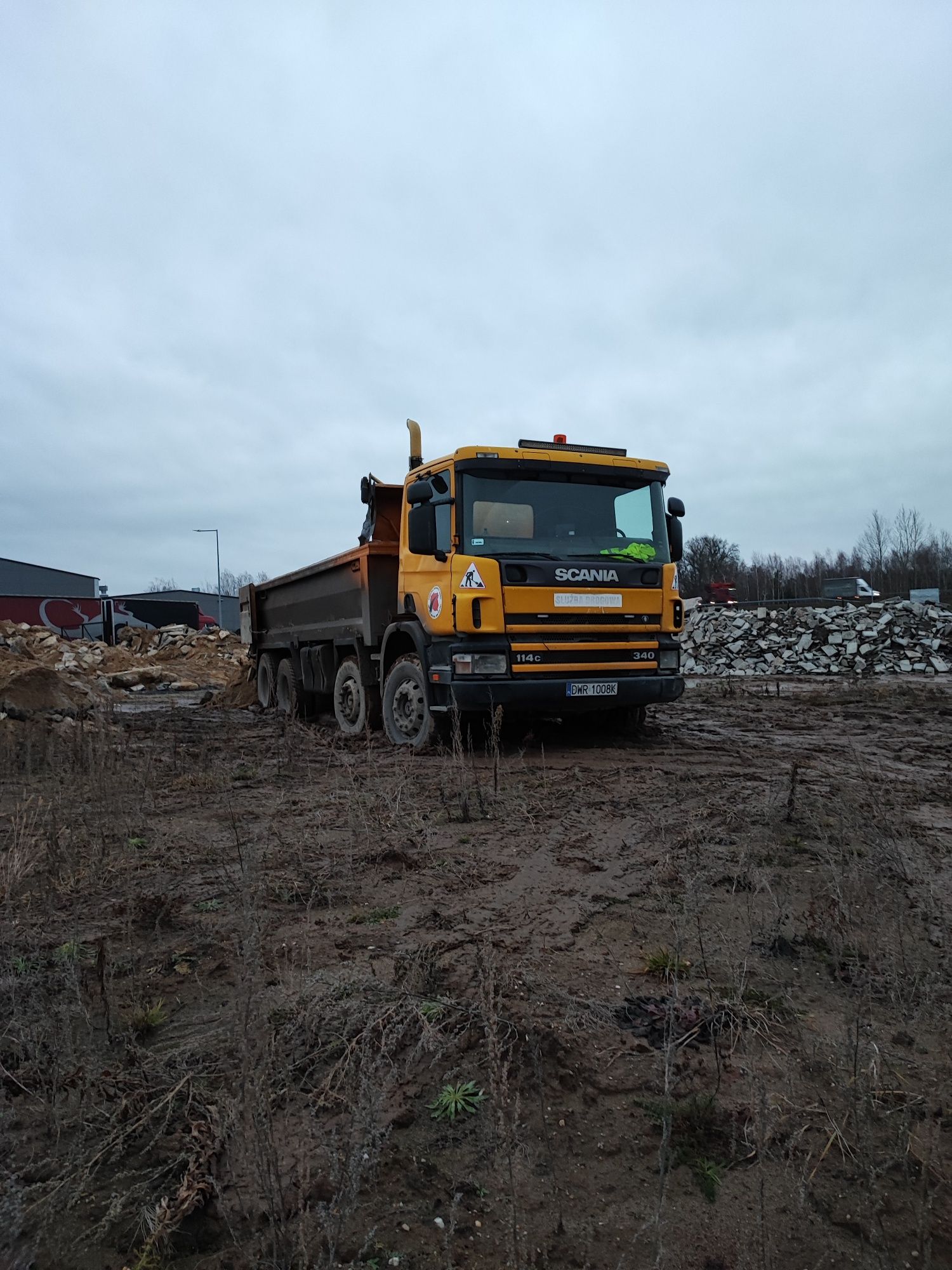 Usługi koparką gąsienicowa  koparkąładowarka transport ładowarka teles