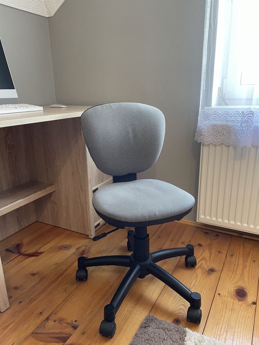 Компʼютерне крісло