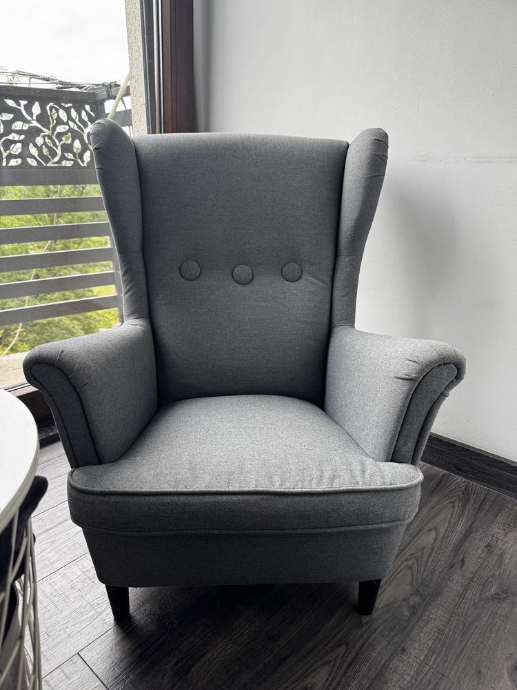 Fotel uszak IKEA (MAŁY) wymiary to wysokość 70 szerokość 57