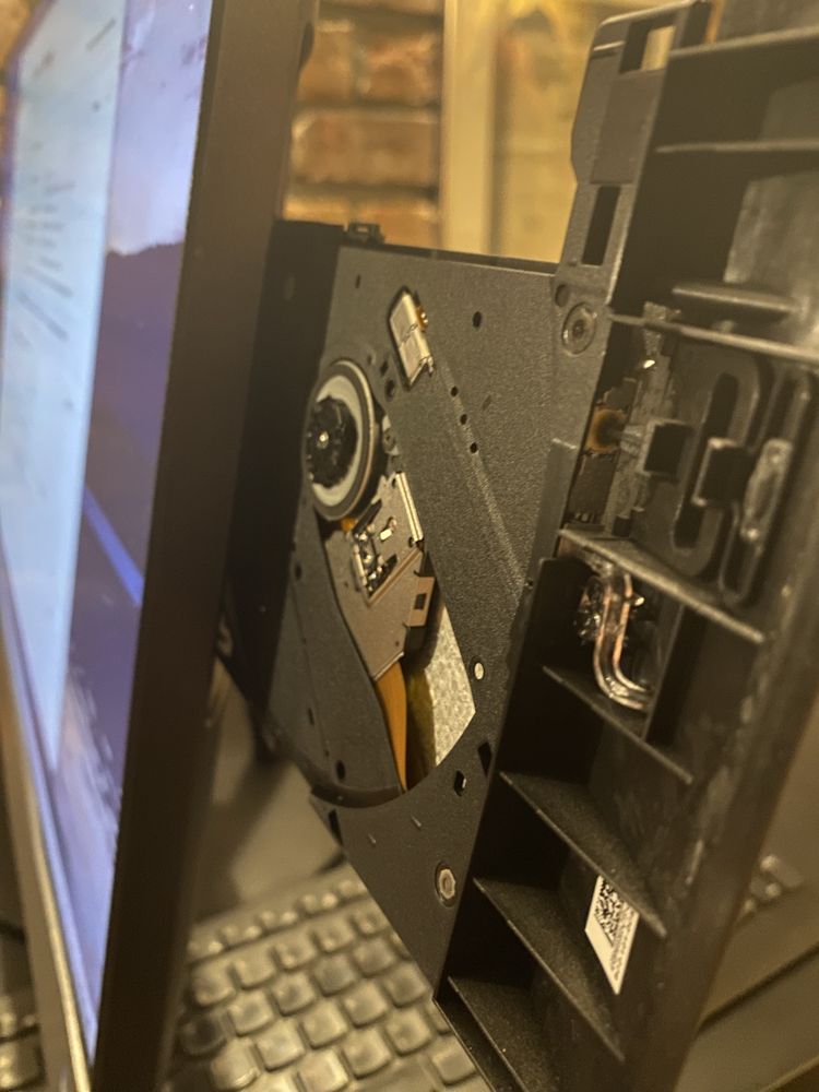 Konputer lenovo 18 cali