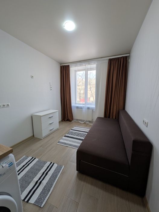 Продам  квартиру ,гостинку   ремонт  .Французький  бульвар.Михайлика