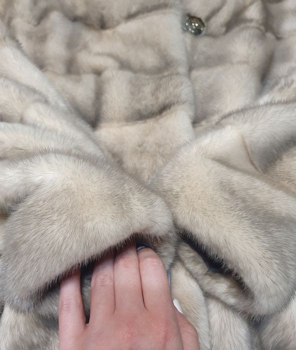 Норковая шубка Manakas из серенькой плюшевой норки, размер XS-S