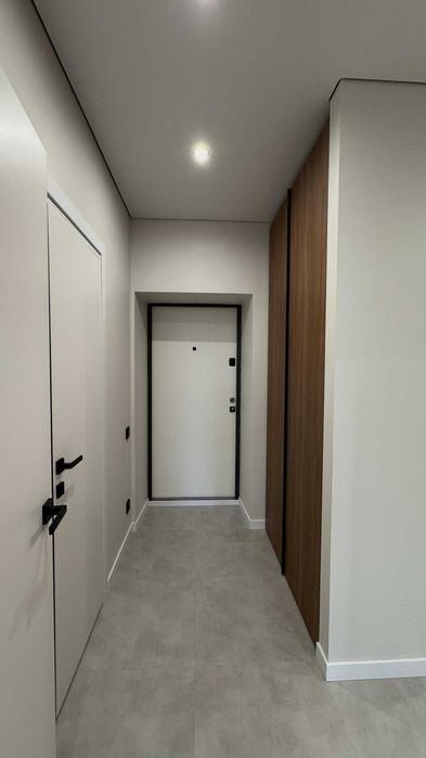 БЕЗ КОМІСІЇ!!! модна 1 кімнатна квартира з сучасним ремонтом. ЦЕНТР