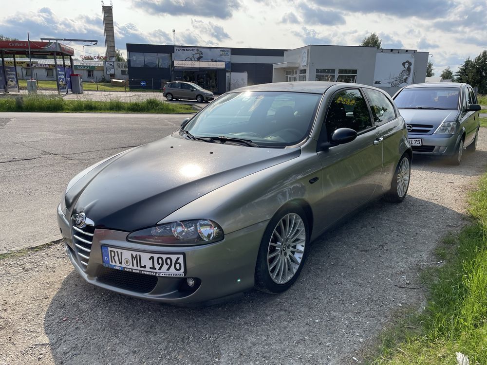 Alfa Romeo  147   1.9 JTD   150 KM