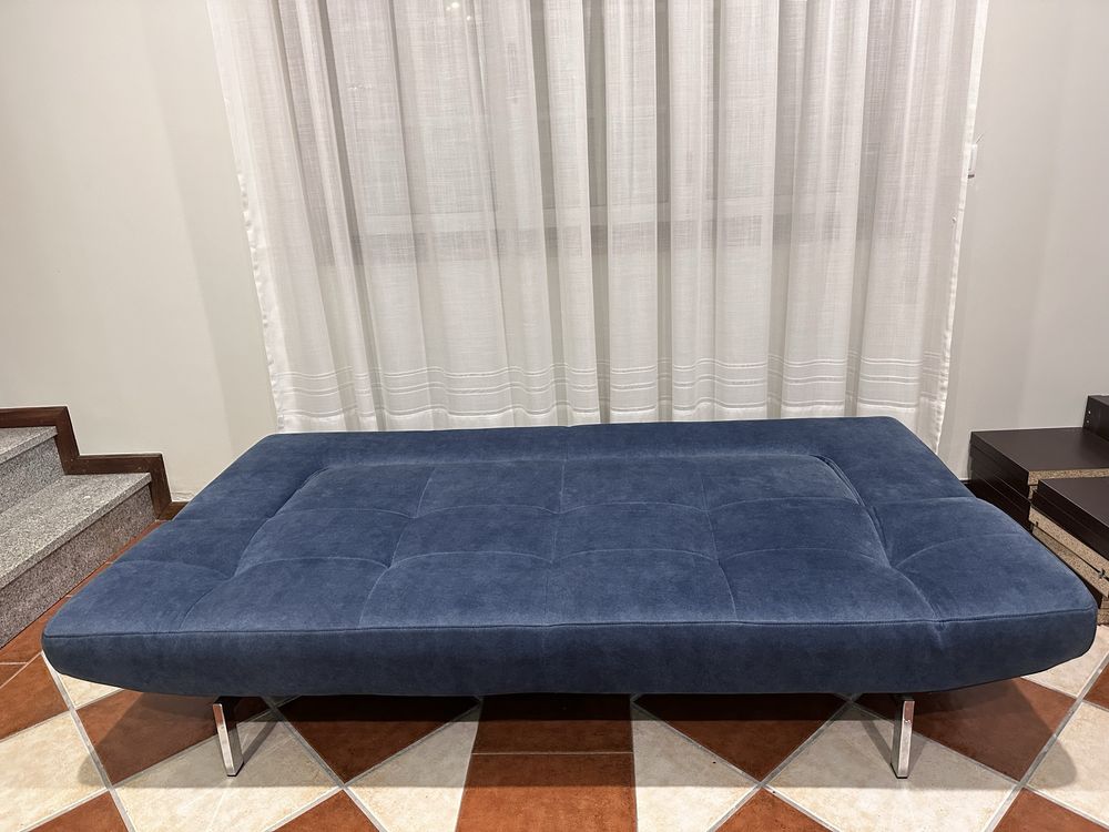 Sofa cama em tecido