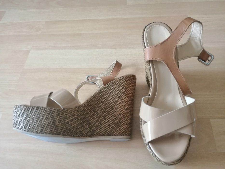 Sandálias de Cunha Tam. 40