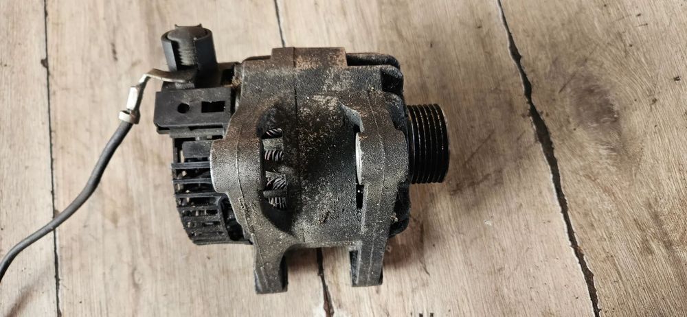 Alternator Peugeot 206 307 Citroen C4 C5 Berlingo Xsara 1,4 8V 1,6 2,0 9649611580