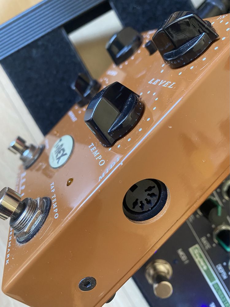 pedais, amplificador e acessorios para guitarra