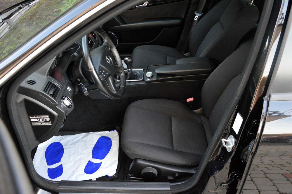 Piekny Mercedes Z Niemiec Alu PDC Kompresor