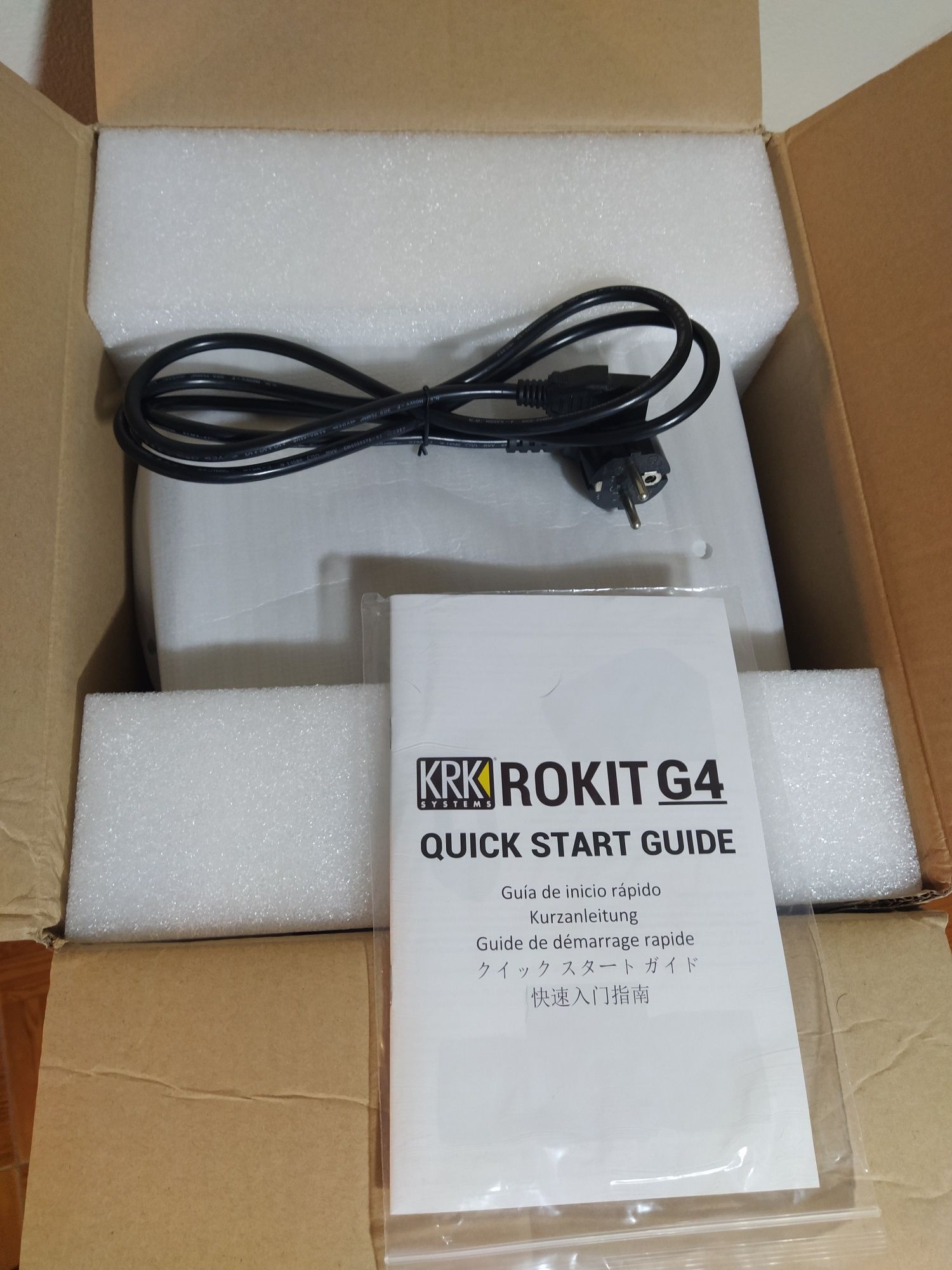 Monitor krk rokit 8 white (1 unidade)
