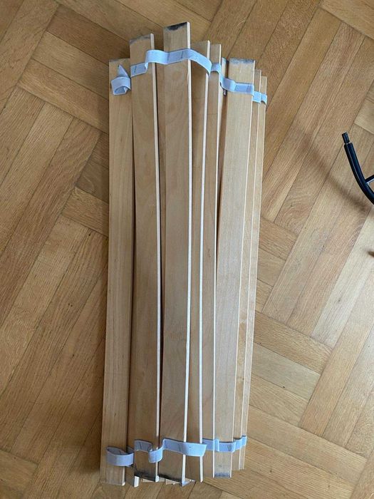 łózko z Ikei czarne MINNEN