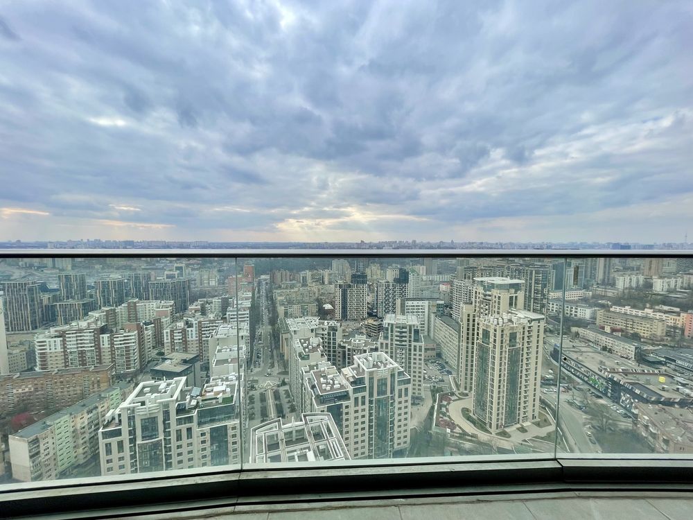 Продам видовую кв. 28 эт. ЖК Тариан Тауэр. Taryan Towers.