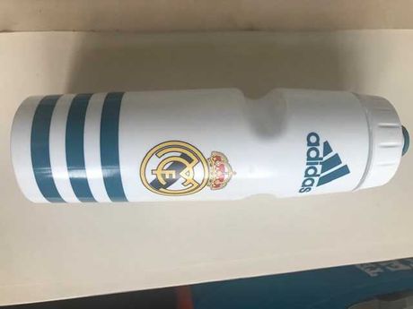 Real Madrid garrafa de água - oficial