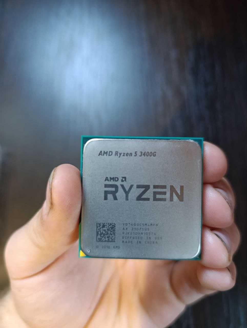 AMD Ryzen 5 3400g Вживаний
