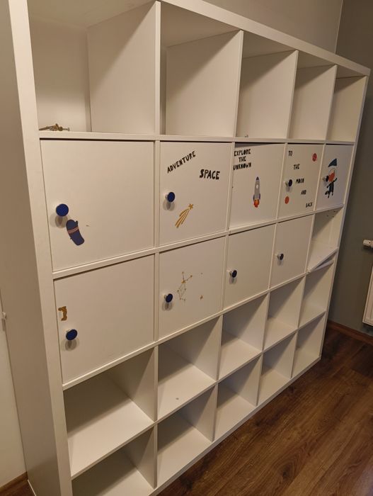 Regał Kallax 182x182 z wkładami