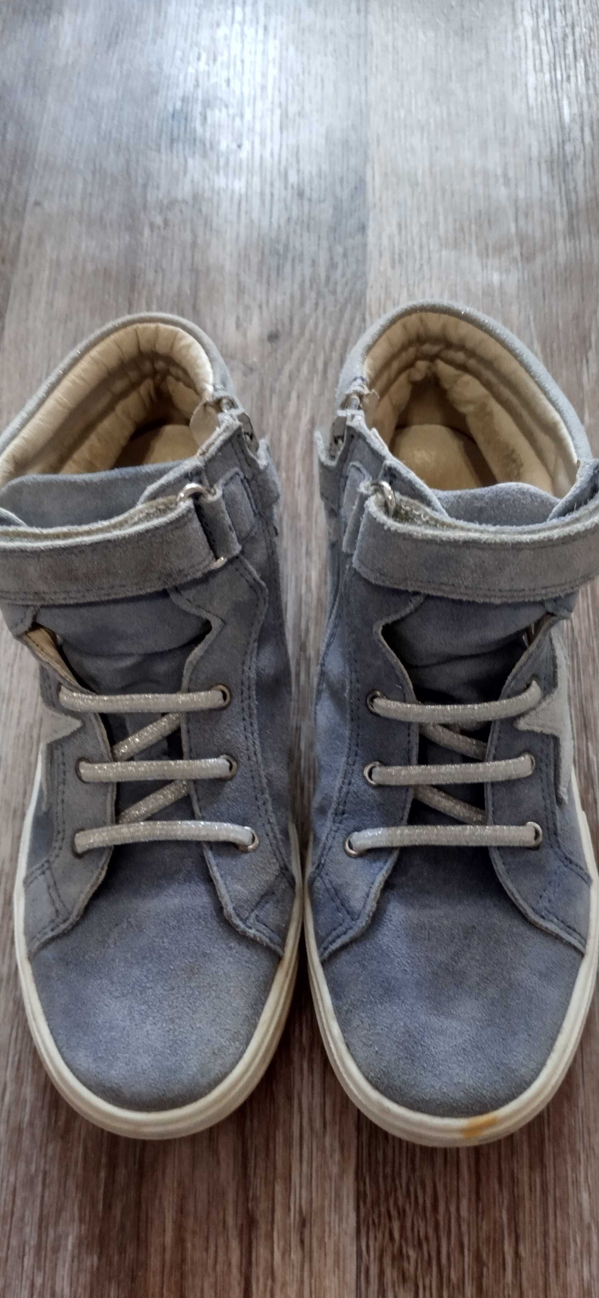 Обувь.Кроссовки,кеды,туфли,босоножки по стельке 21-21.5 см