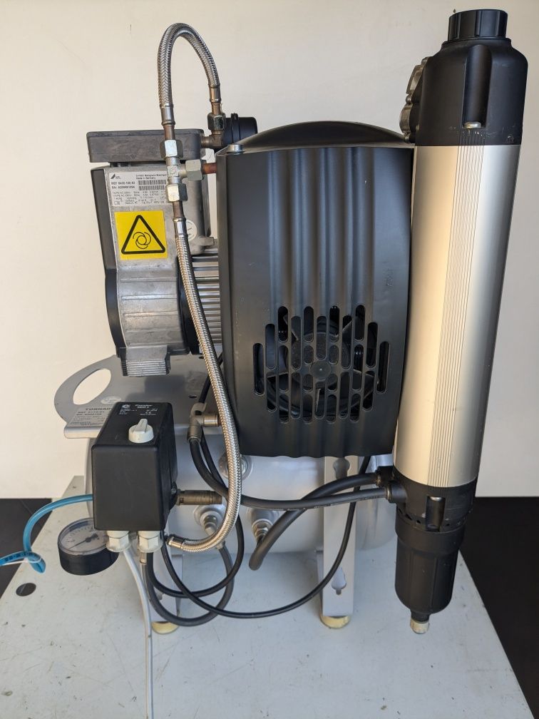Compressor dentária DURR Tornado 70 sem uso,com secador.