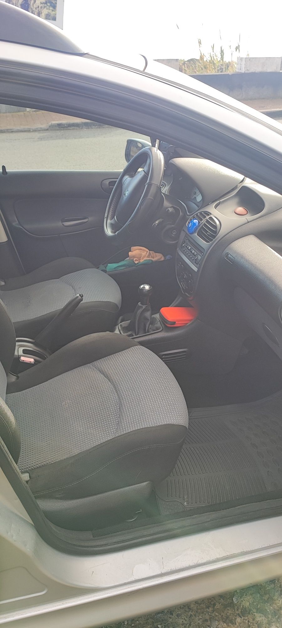 Peugeot 206 sw (1.1 gasolina)