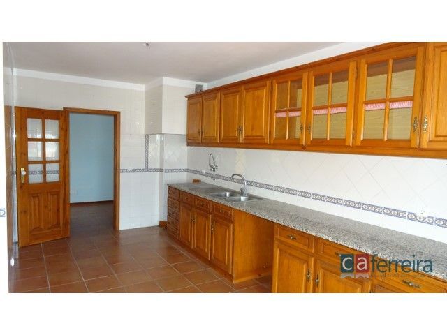 Apartamento T2 localizado em Alpiarça situado numa zona residencial