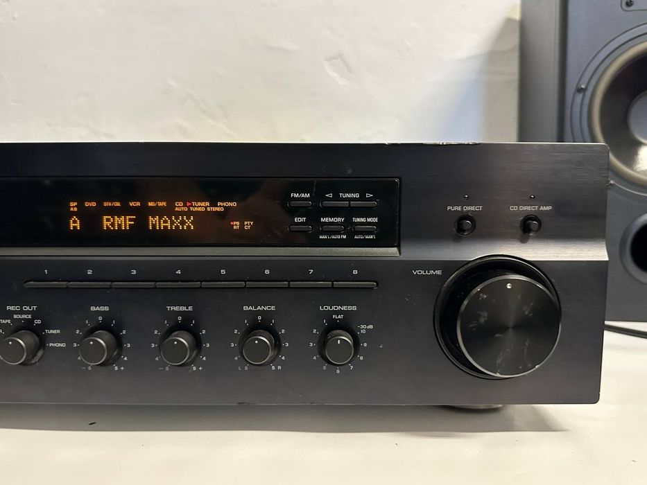 Amplituner stereo Yamaha RX-797, 2*120 Watt, CD Direct AMP