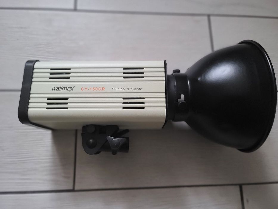 Імпульсне студійне світло Walimex CY-150 CR импульсный студийный свет