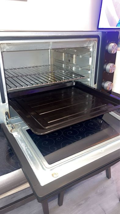 Forno electrico BECKEN como novo