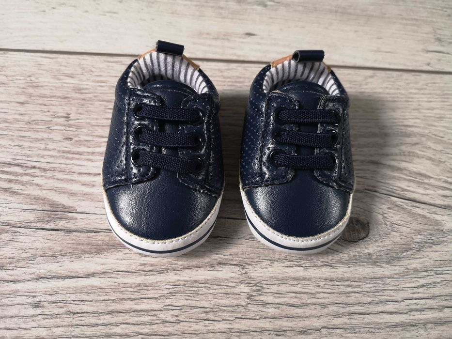 Buciki newborn Primark