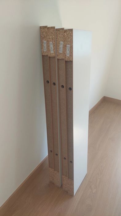 Estante de parede LACK IKEA