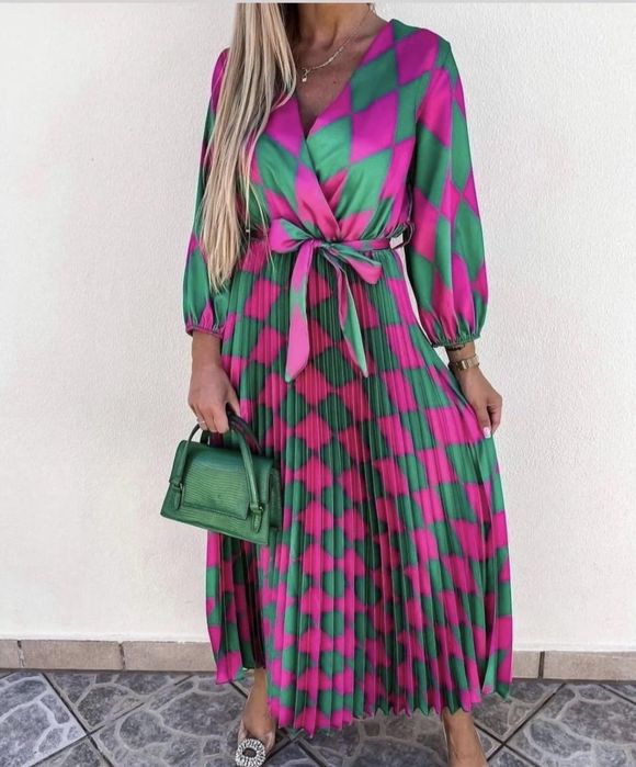 Шикарное платье плиссе макси