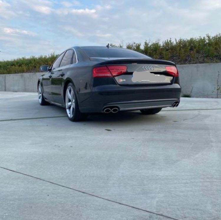 Audi A8 S8 4h стопи радіатори двері кришка багажника