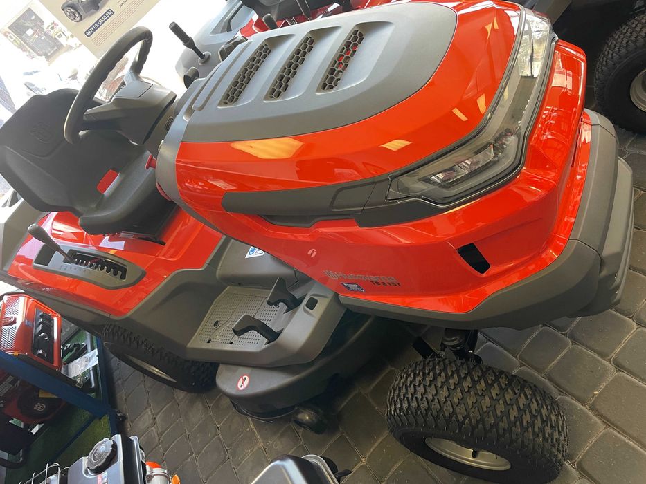 Traktor Husqvarna TC215T Nowy Gwarancja Wyprzedaż Promocja Raty 0%