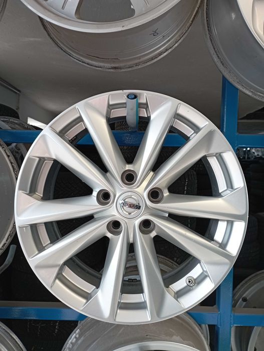 Felgi aluminiowe 17 Nissan 5x114.3 Oryginał