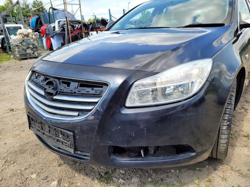 Opel Insignia A zderzak przedni przód