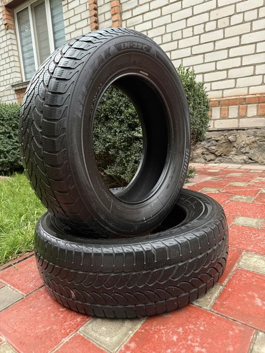 Всесезонна гума | 215/65 R16C | Bridgestone Blizzak LM-21C [пара]