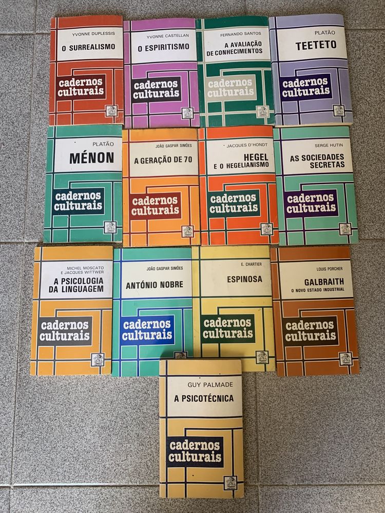 Coleção de livros bolso “cadernos culturais”