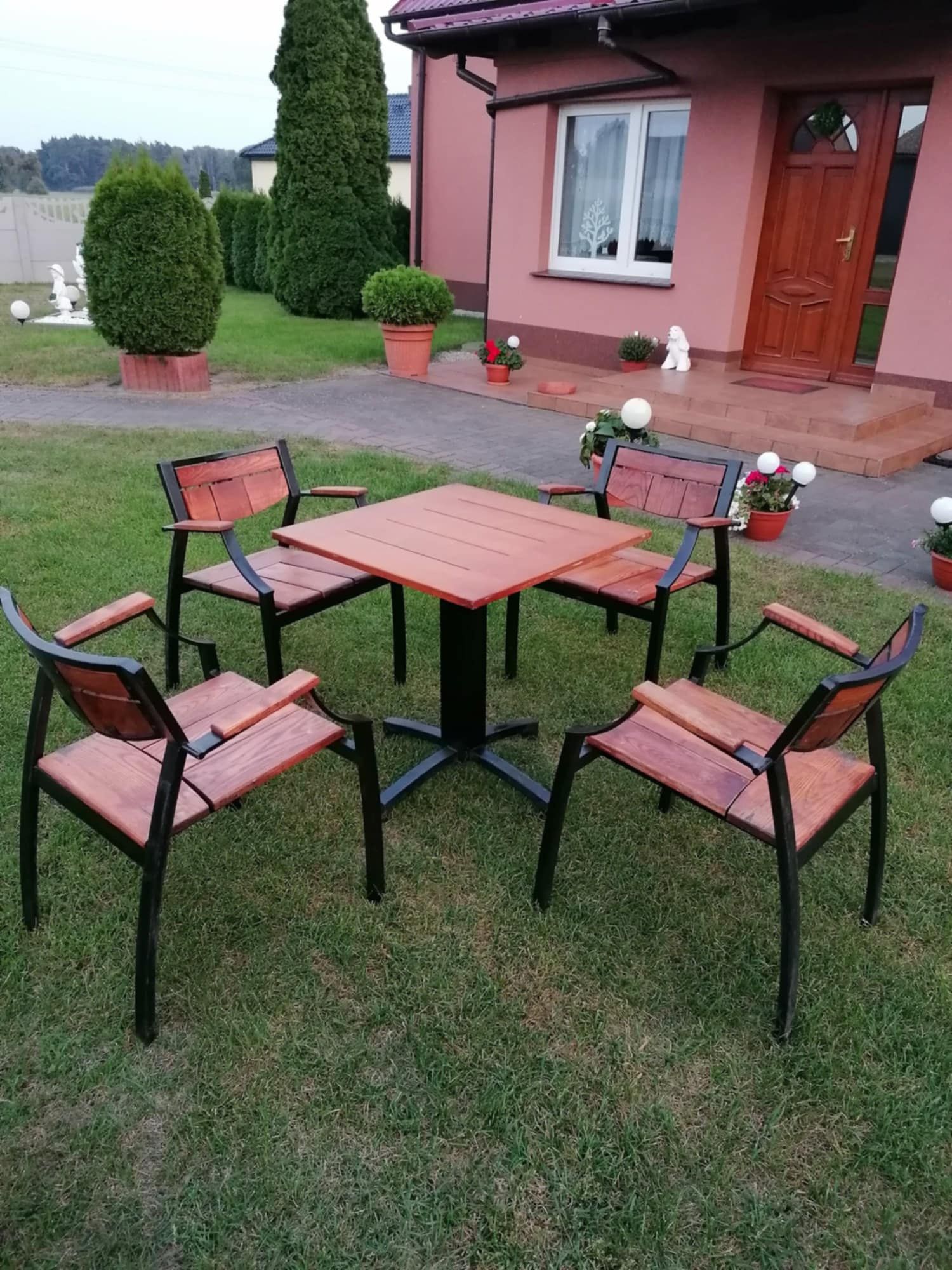ogródek piwny  kawiarnia restauracja meble ogrodowe