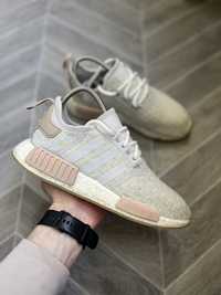 Женские кроссовки adidas nmd