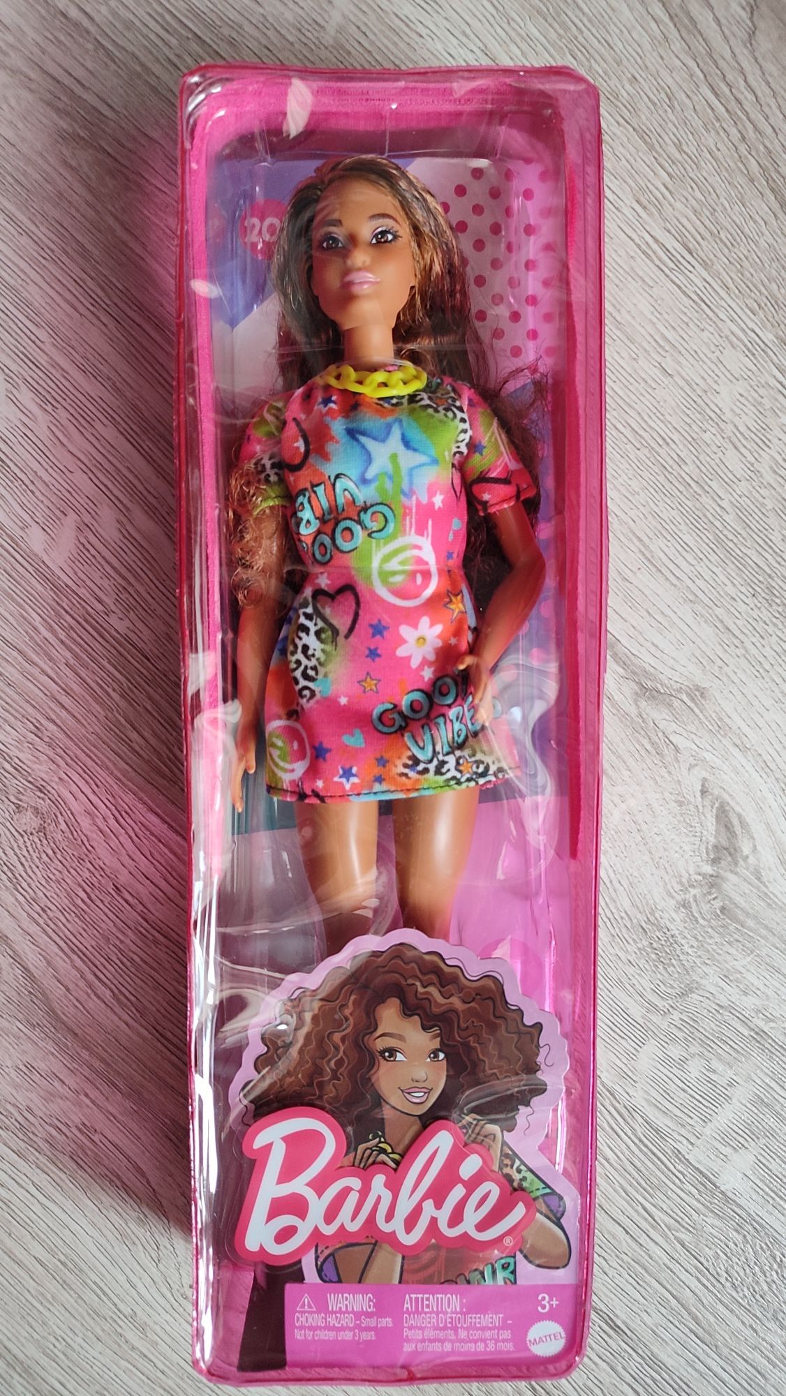 Lalka Barbie 201 HJT00 kolorowe ubranie